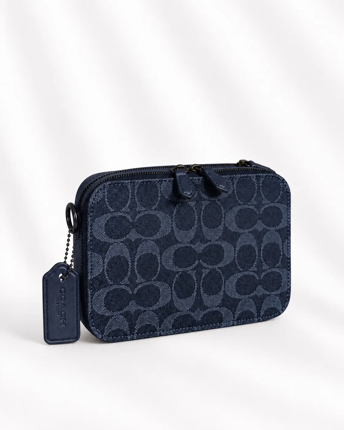 Coach Charter Crossbody 24 in Signature Jacquard in Denim/Navy